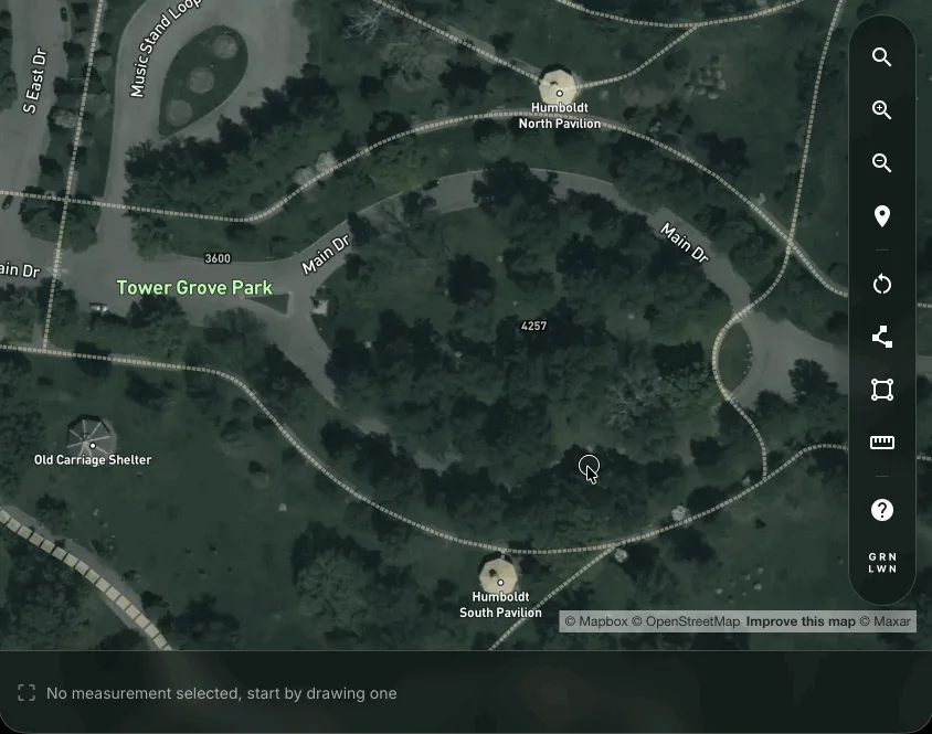 Measuring a straight-line distance between two points on the satellite map
